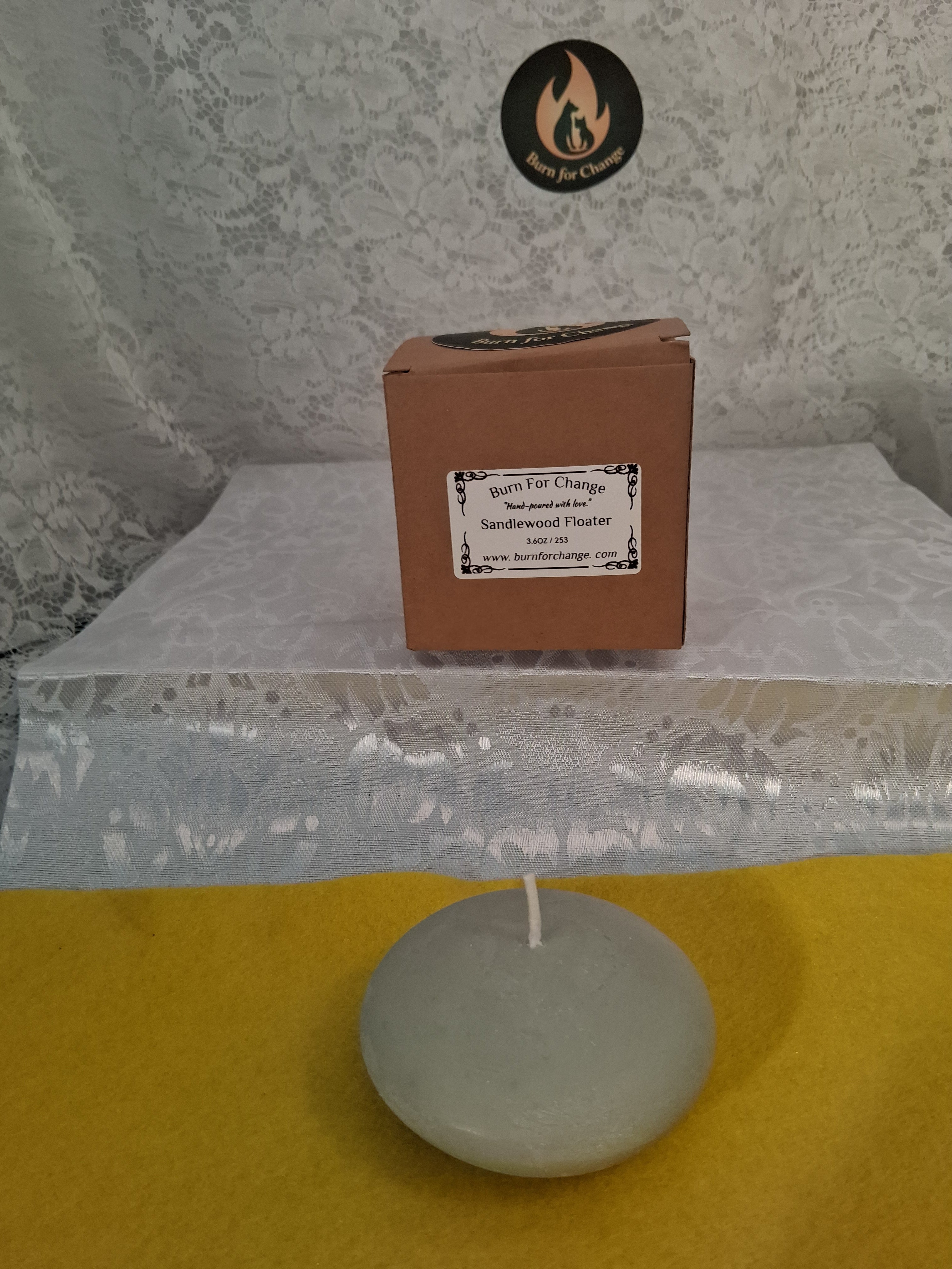 Sandalwood Floater