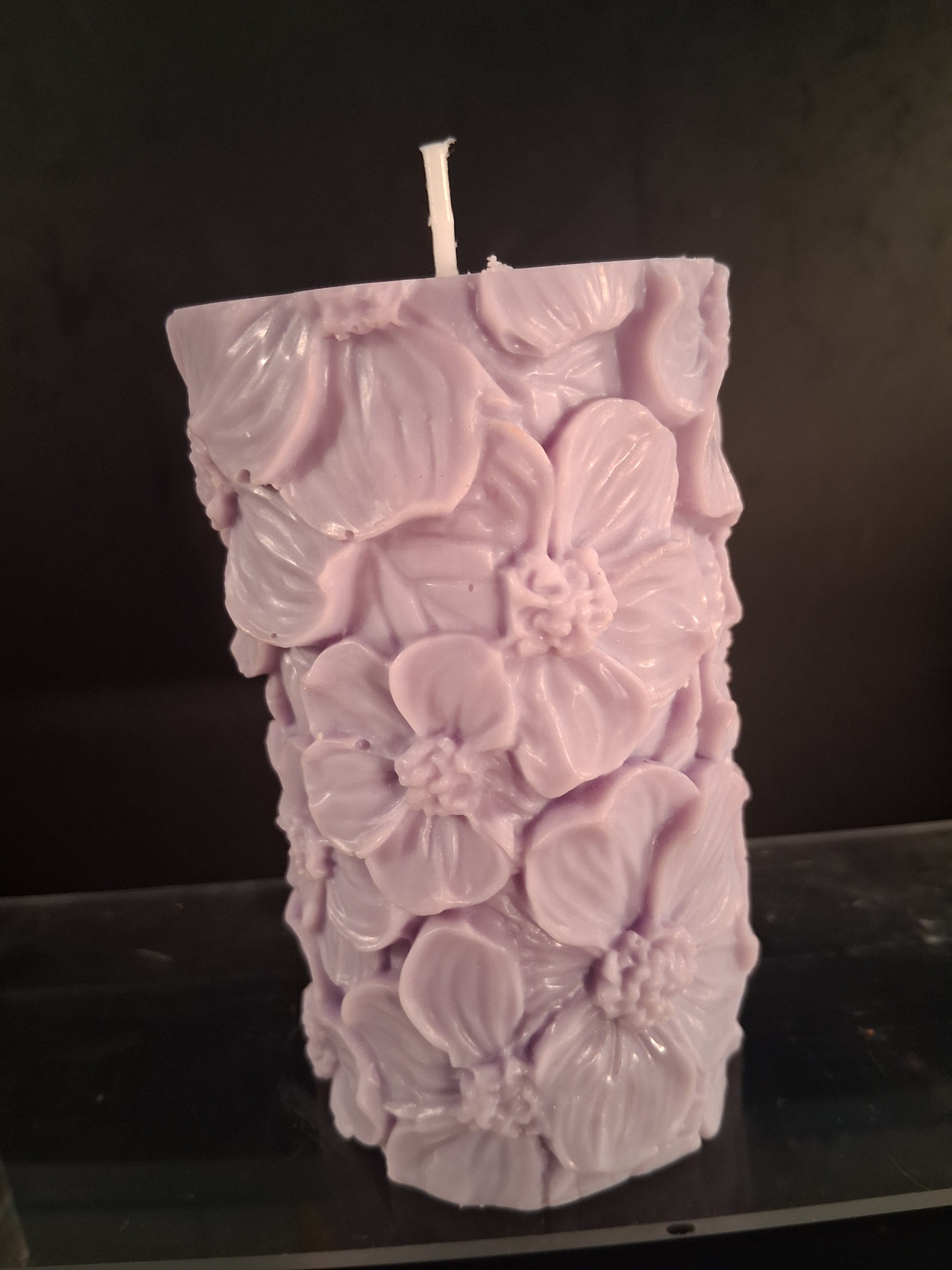 Majestic Floral Pillar